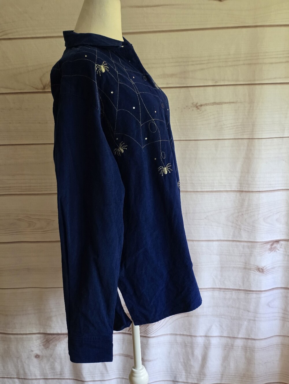 Quacker Factory Navy ButtonUp with Spider & Web Embroidery Size Large Halloween - Picture 3 of 8